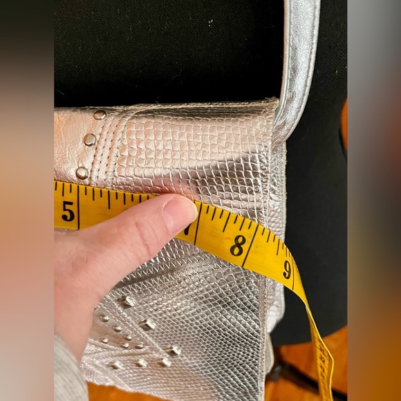 Bags by Pinky Genuine Leather Silver Studded VTG 80s Crossbody Purse USA Made - Picture 15 of 17